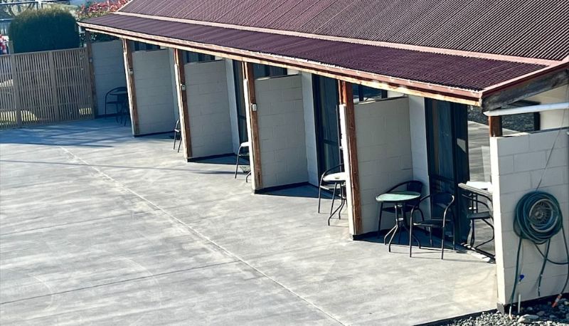 Info - Pinewood Motels