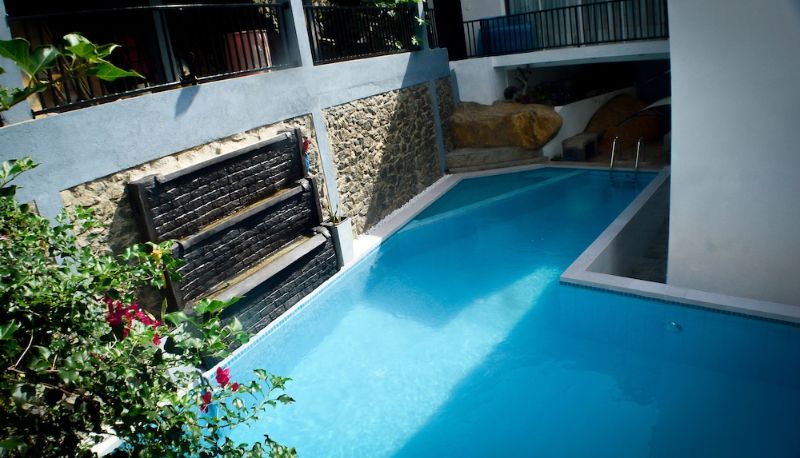 Piscina - Villa Baywatch Rumassala