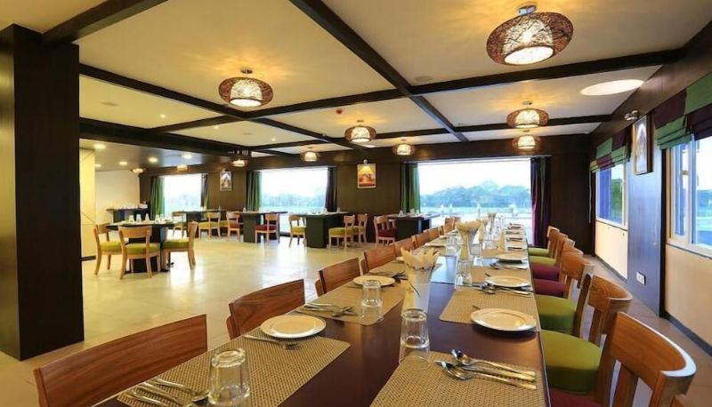 Ristorante - Vista Rooms at Nandan Kanan