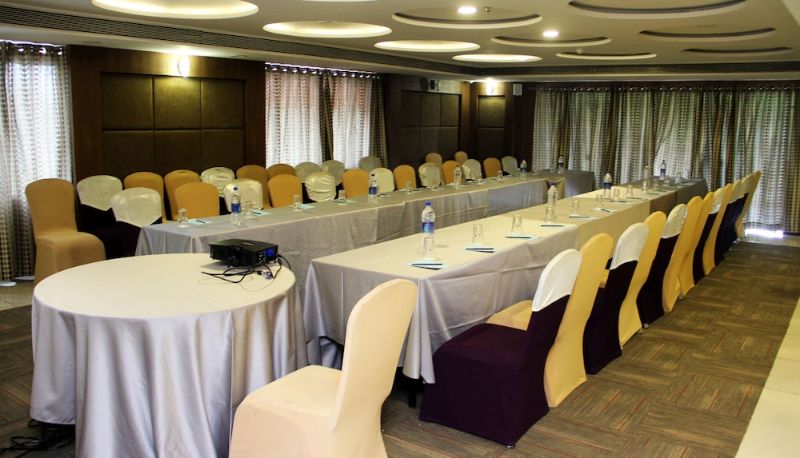 Ristorante - Vista Rooms at Nandan Kanan