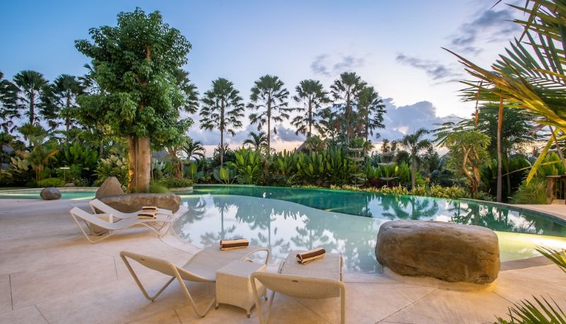 Info - Sanctoo Suites and Villas