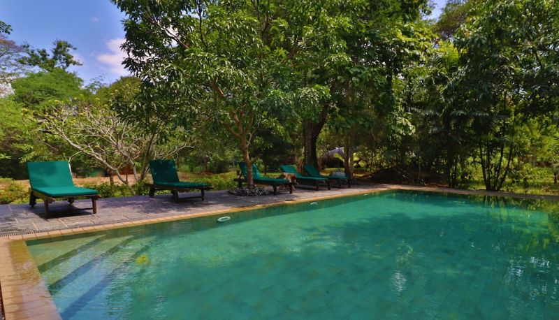 Piscina - The Other Corner