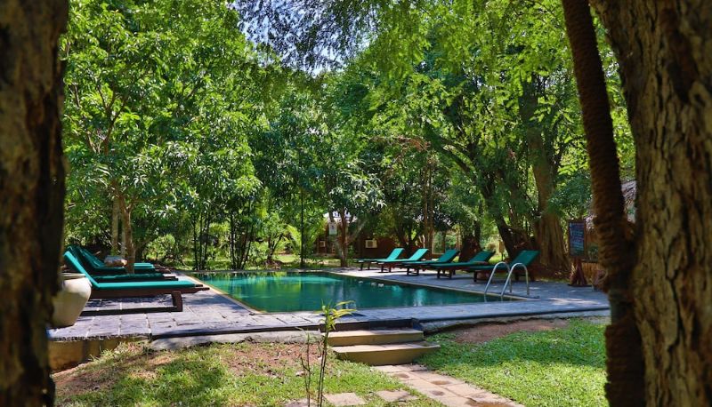 Piscina - The Other Corner