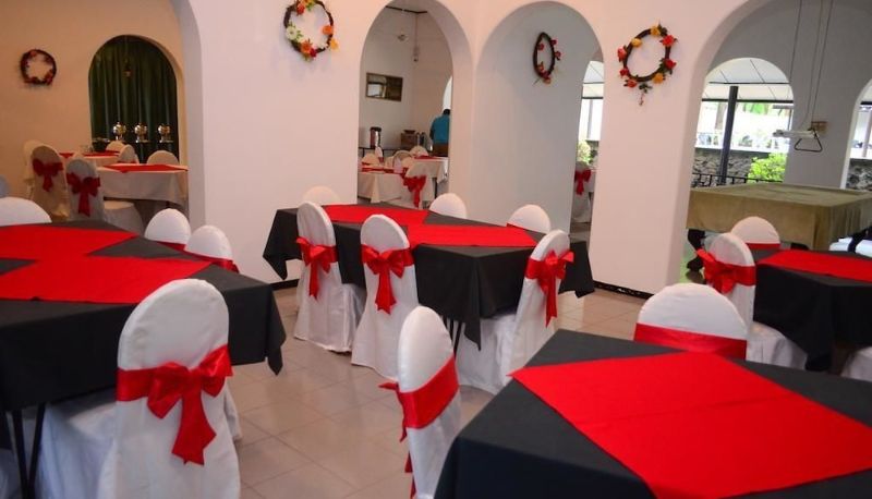 Restaurant - Jayasinghe Holiday Resort