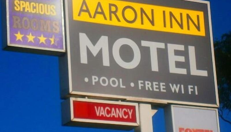 Info - Aaron Inn Motel