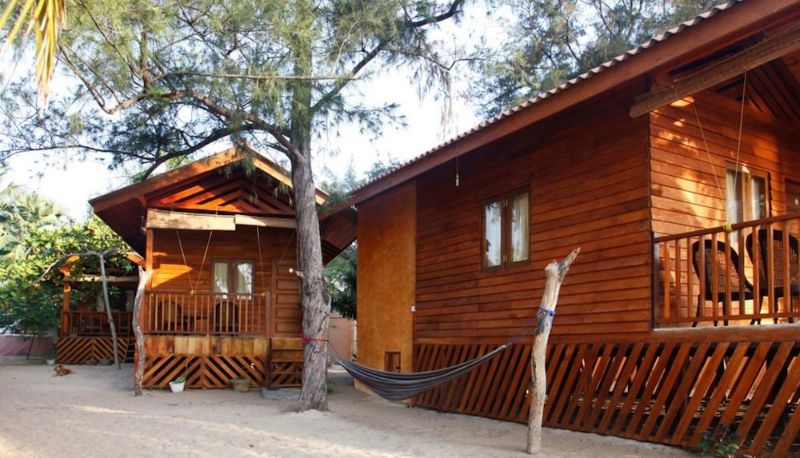 Info - Arugam Bay Surfing Resort