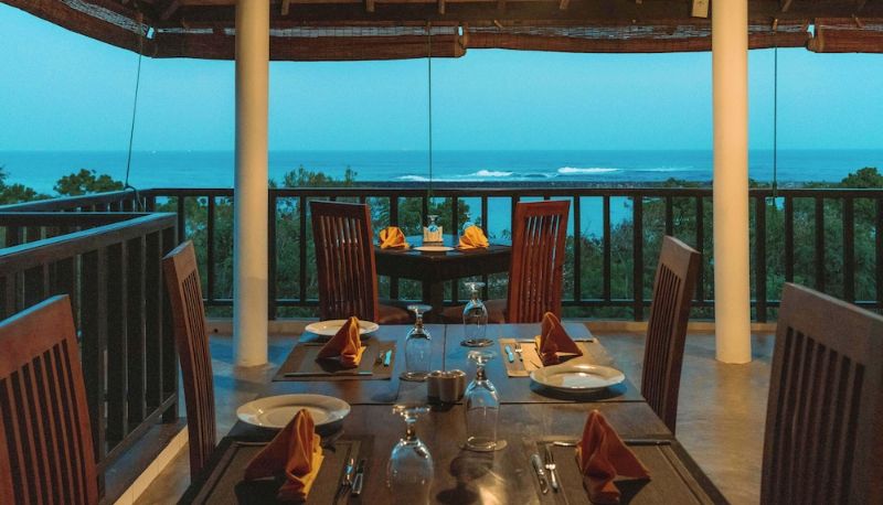 Restoran - Ananthaya Beach