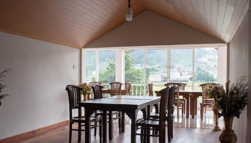Restaurant - Vista Thilina