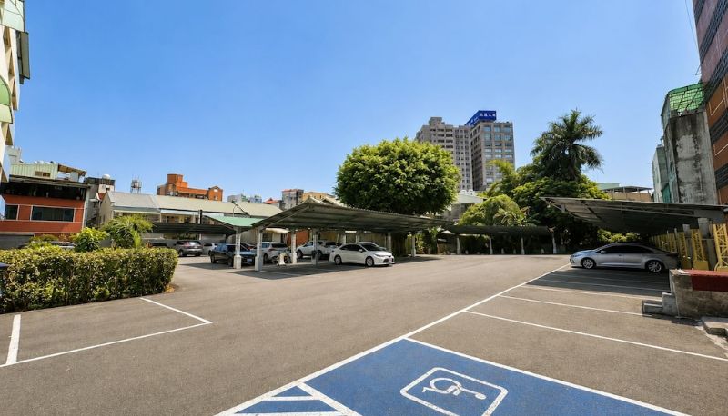 Bilgi - Lai Yue Hotel (Ai-Lai Fashion Hotel)