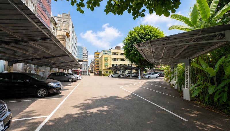 Bilgi - Lai Yue Hotel (Ai-Lai Fashion Hotel)