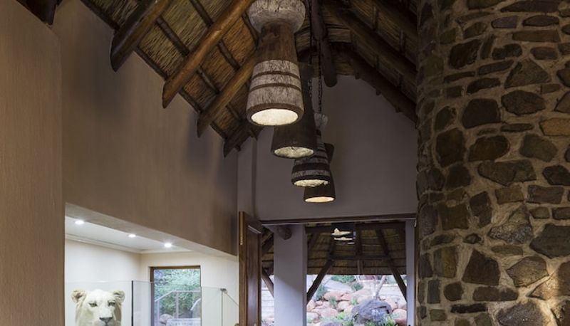 Hall - Bona Bona Game Lodge