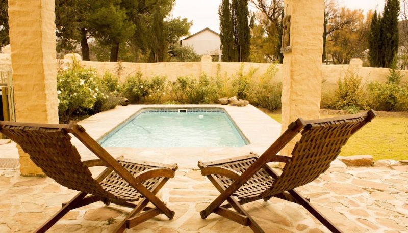 Pool - The Ibis Lounge