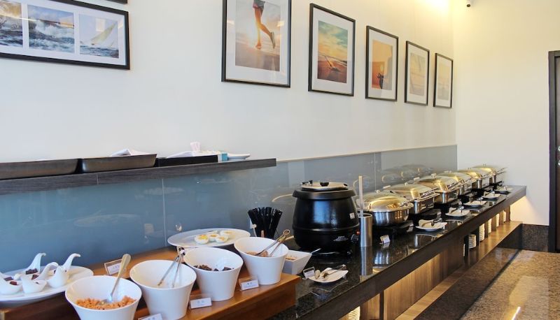 Restaurant - Celebrity 99 Hotel