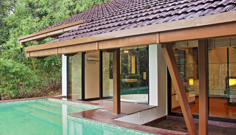Piscina - The IBNII Spa Resort