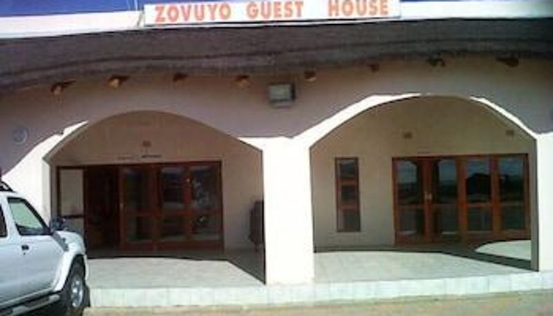 Informacje - Zovuyo Guest House