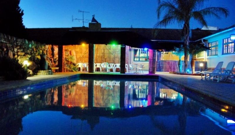 Havuz - Oasis Country Lodge