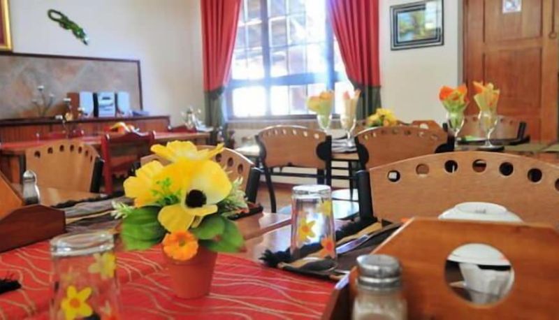 Restoran - Oasis Country Lodge