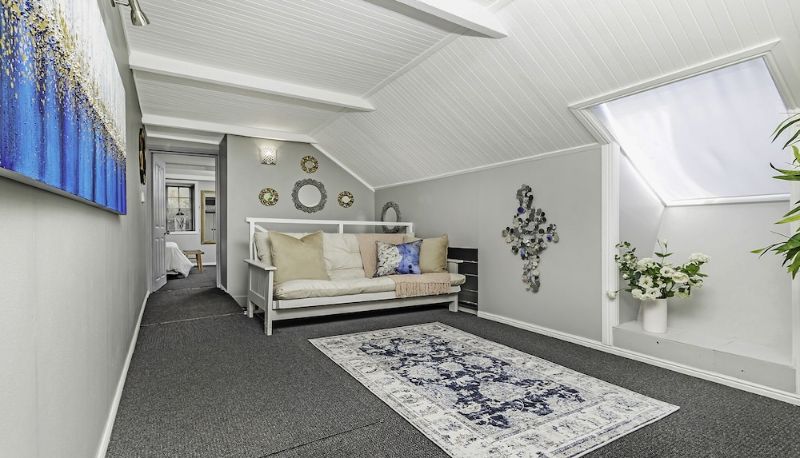 Hall - La Montagne Bed & Breakfast