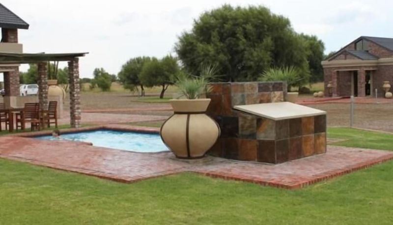 Piscina - Almar Exclusive Game Ranch