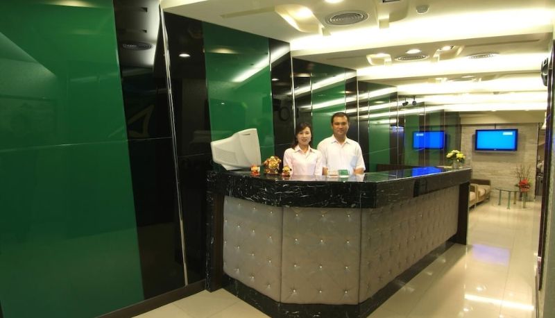 Salon - Tong Bing Express