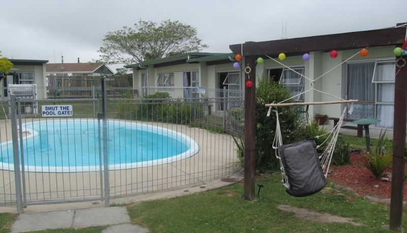 Pool - Parkview Motel