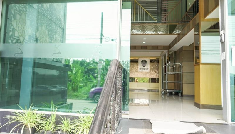 Información - RoomQuest Suvarnabhumi Airport Rom Klao