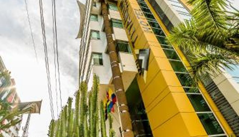 Info - Hotel Titanium Plaza