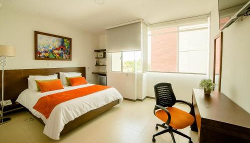 Info - Hotel Titanium Plaza