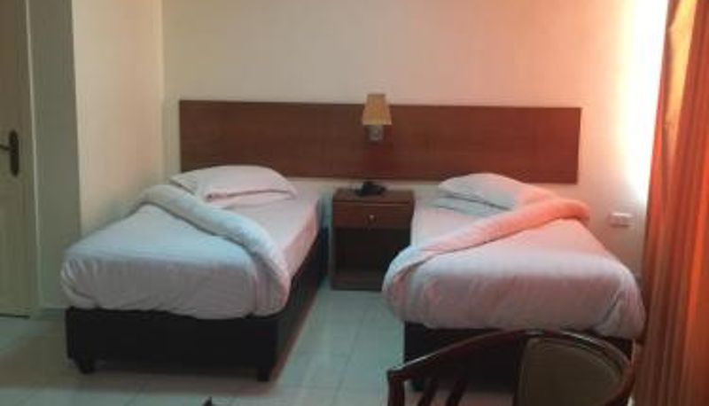 Bilgi - Zaina Plaza Hotel