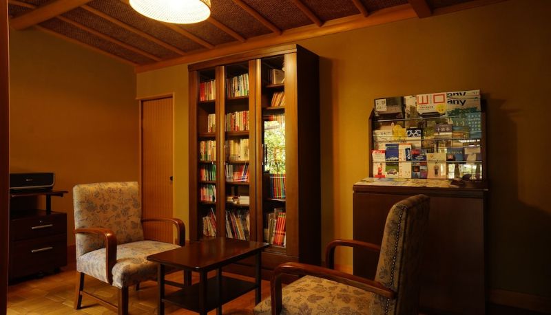Lobby - Meisho Sansuien - Yuda Onsen -