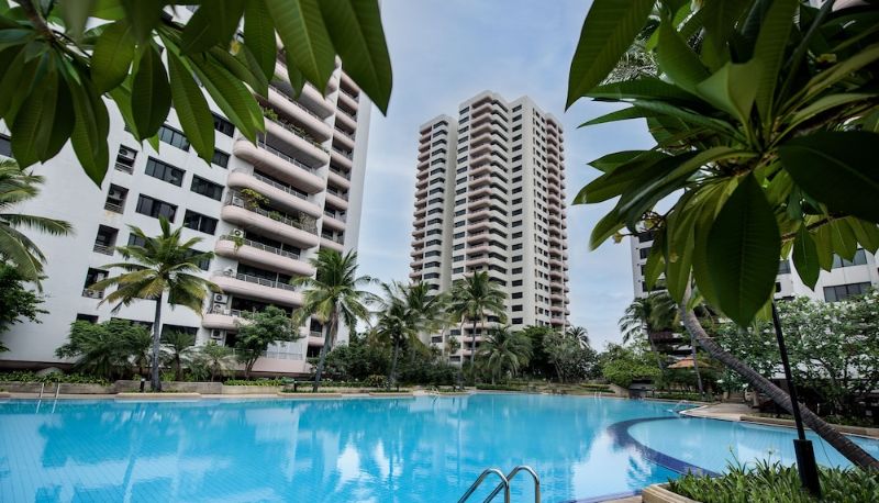 Basen - Riverine Place Hotel and Residence