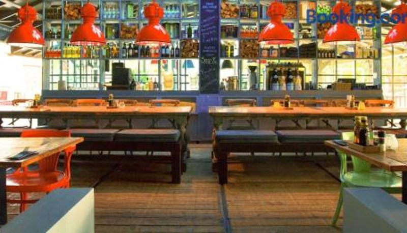 Info - Trupial Hotel & Casino