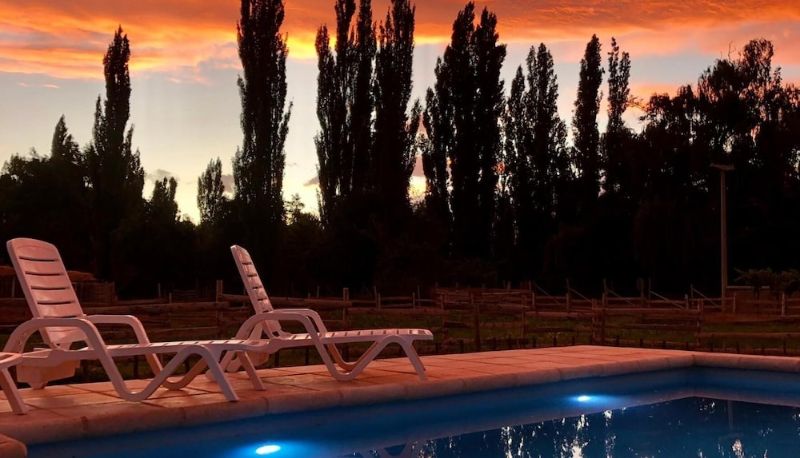 Piscina - EcoPosada El Mercedario