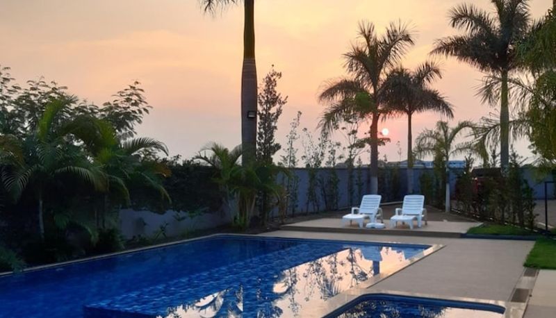 Basen - L'Acordes Hotel