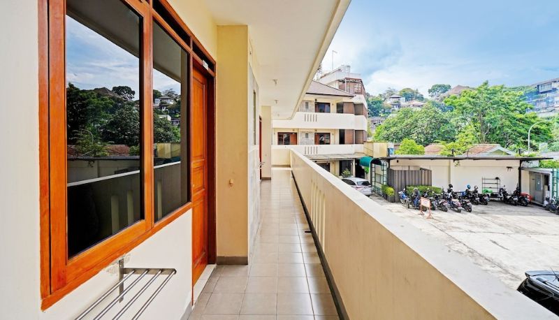Info - OYO 1699 Verona Residence