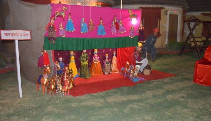 Info - Hotel Vijayvargiya Dhani