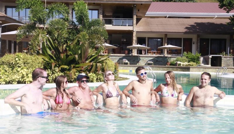 Havuz - Coron Soleil Express Hotel