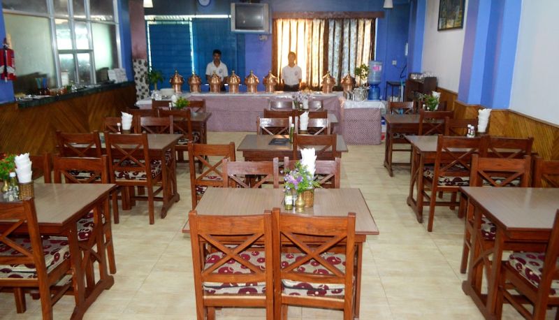 Restaurant - Hotel Deep Sagar