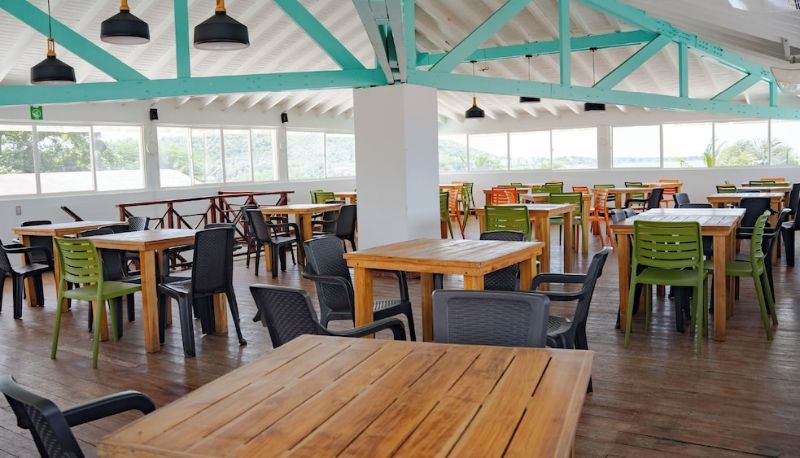 Restaurante - Hotel Blue Cove by On vacation