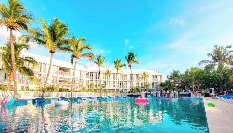 Basen - Hotel Blue Cove by On vacation
