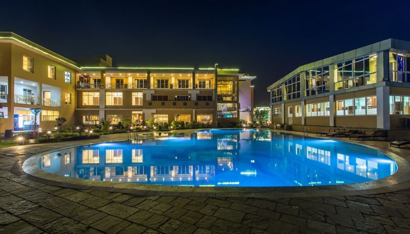 Piscina - Hotel Ichchha