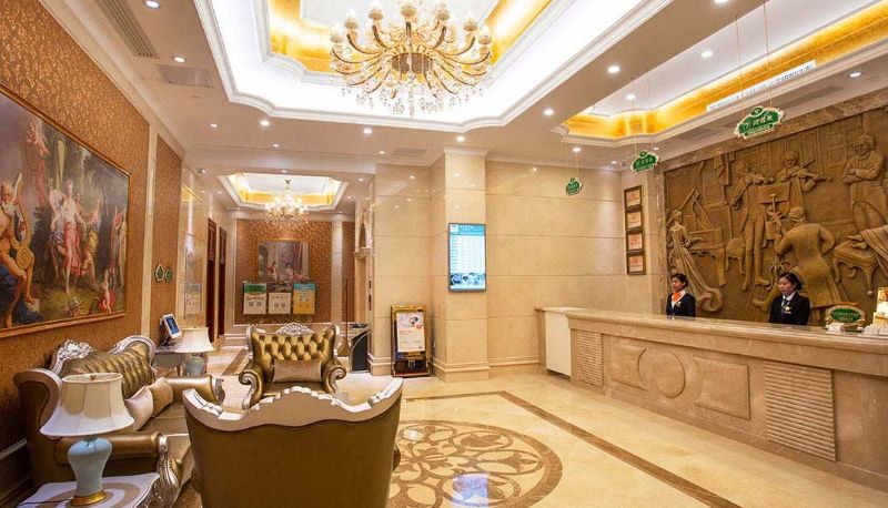 Vista esterna - Guangxi) vienna hotel (Central Square store of Guigang High-speed Railway Station Chinese only