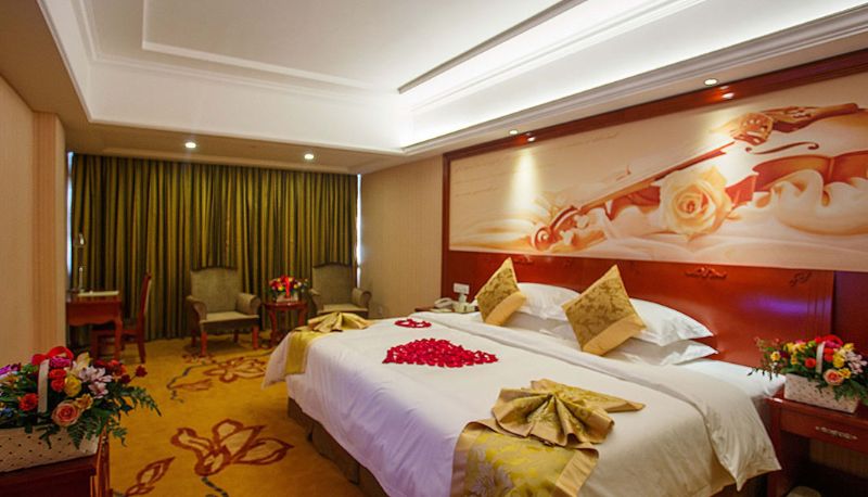 Vista esterna - Guangxi) vienna hotel (Central Square store of Guigang High-speed Railway Station Chinese only