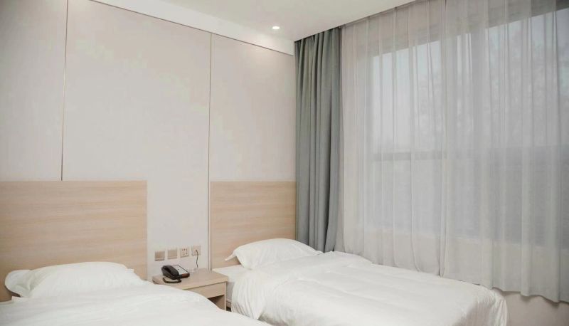 Camera - Taihe Business Hotel (Longtou Road Branch)