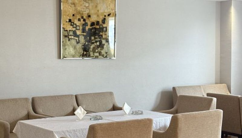 Centrum odnowy biologicznej i fitness - Shehong Kuangyi Hotel Yongyi Square