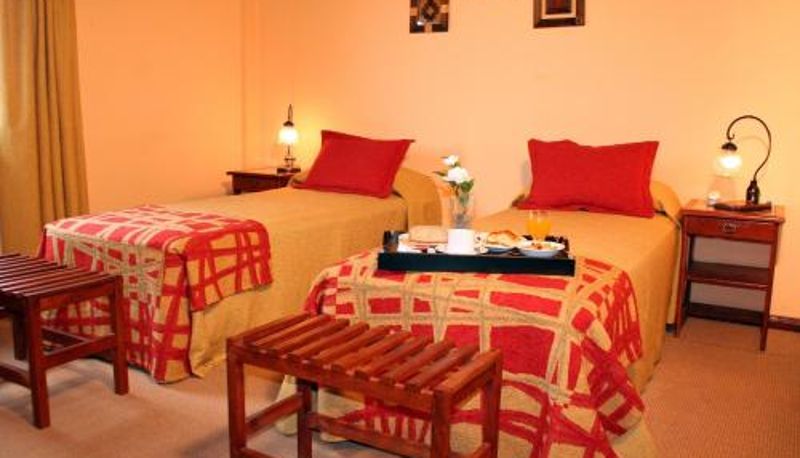Dreibettzimmer - Hosteria Posta Sur
