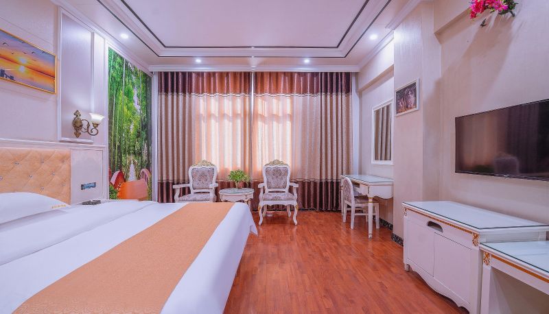 Camera - New Zhongyuan Hotel