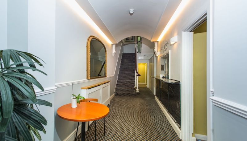 Réception - Caring Hotel