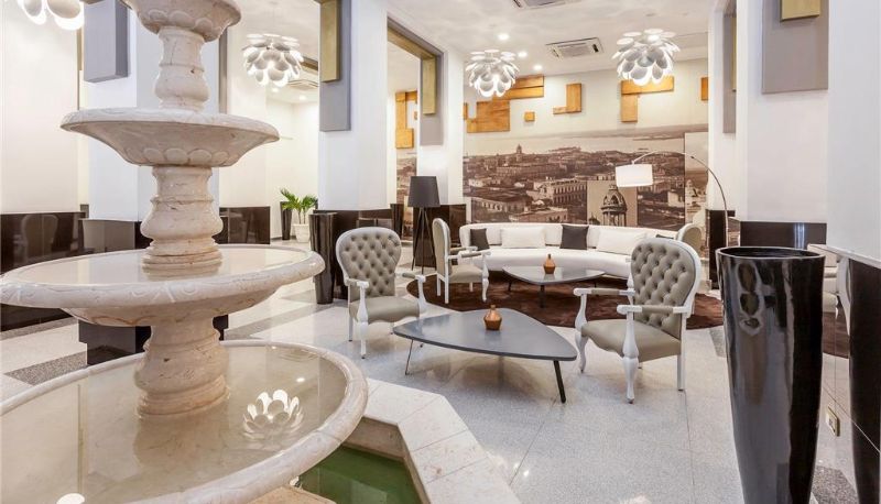 Restaurant - Meliá San Carlos