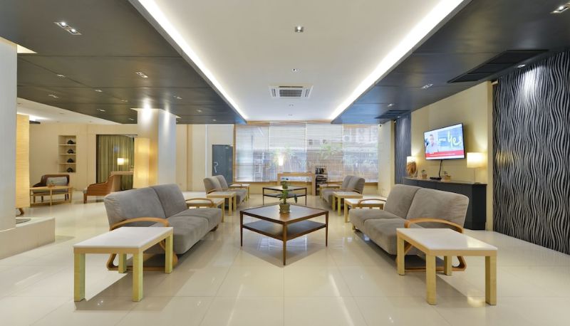Hal - Royal View Resort